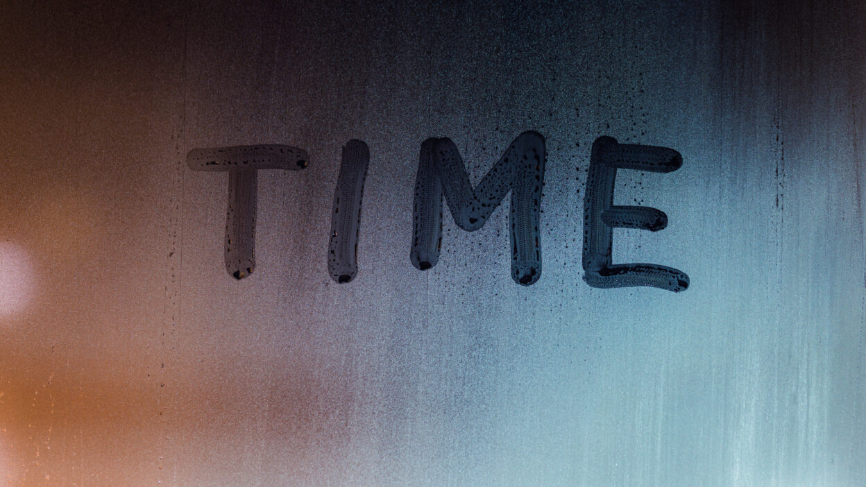 Large Vecteezy The Word Time Handwritten By Finger On Night Wet Window Glass 12632276 Large